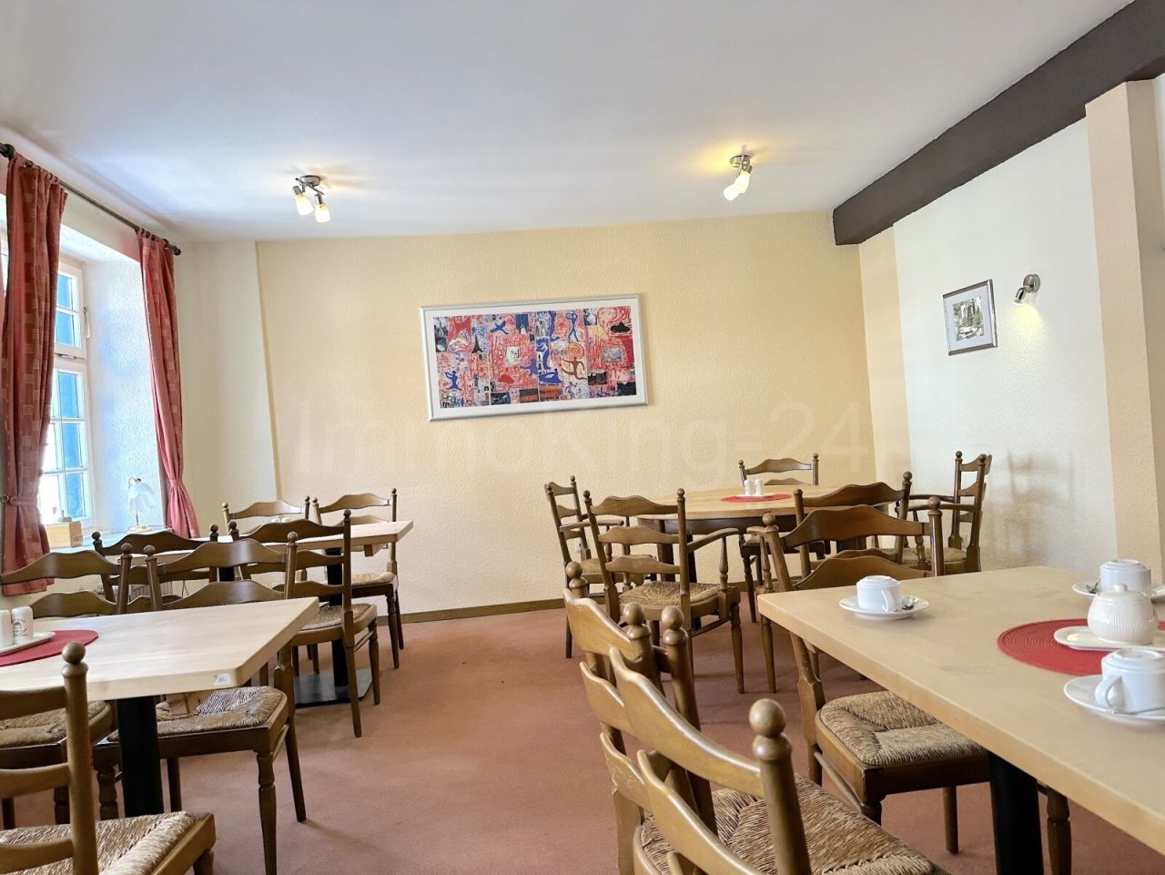 FRÜHSTÜCKSRAUM FRÜHSTÜCKSRAUM